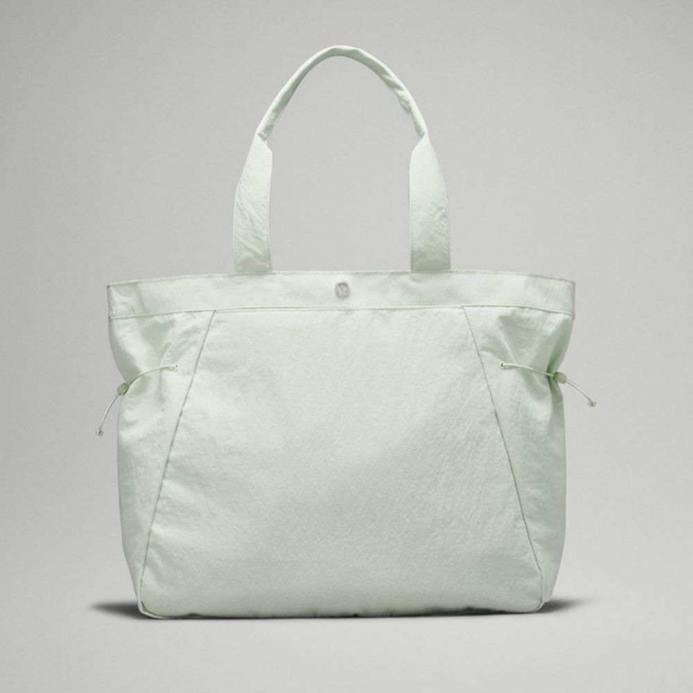 Lululemon Side Cinch Bag